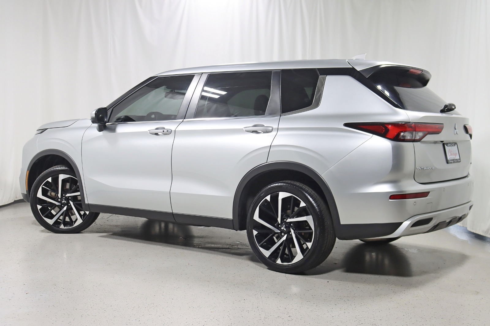 2022 MITSUBISHI OUTLANDER - Image 9