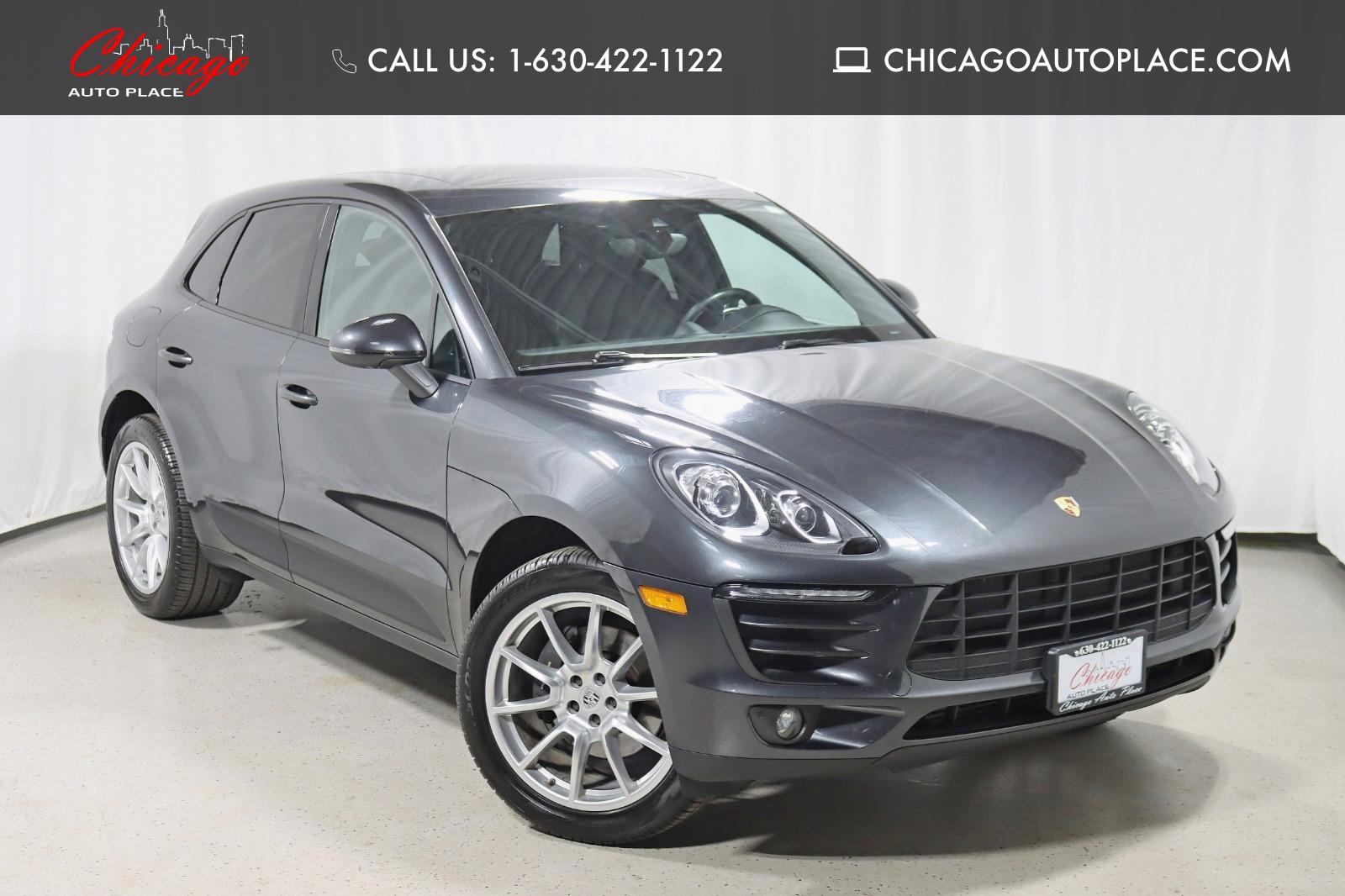 2017 Porsche Macan -'s photo