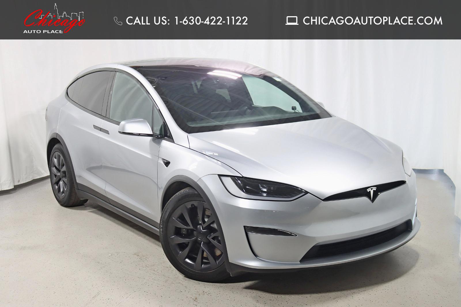 2025 Tesla Model X Long Range's photo