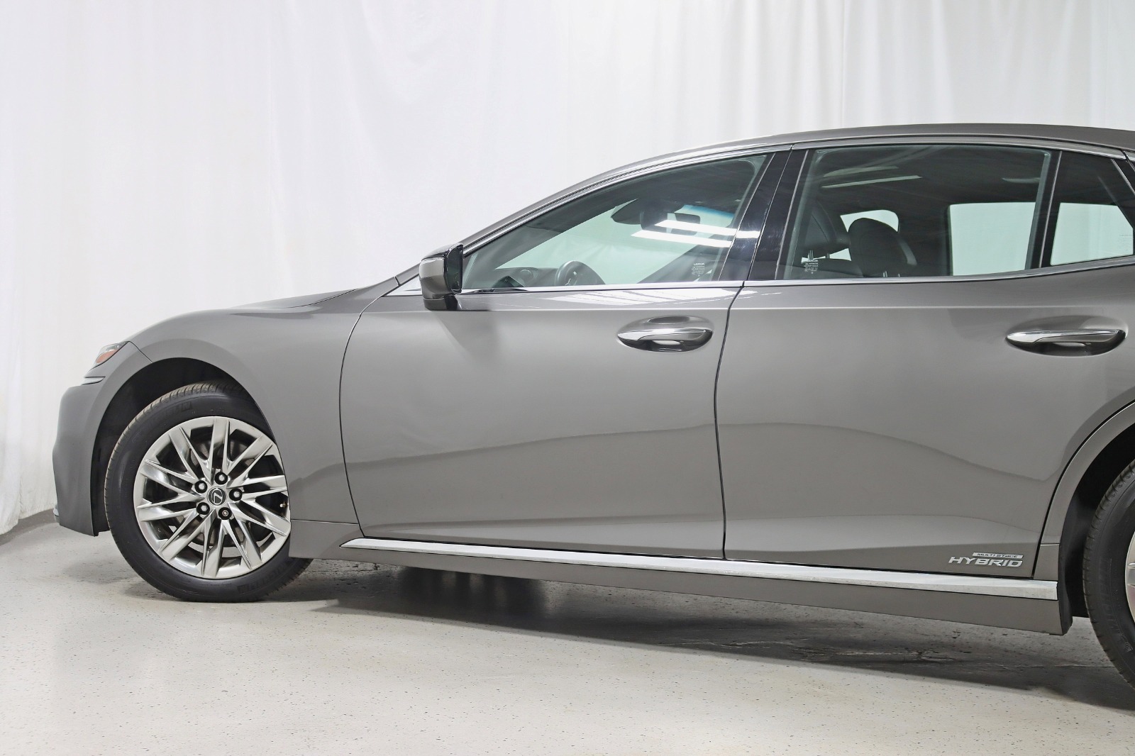 2018 Lexus LS 500h - Photo 11