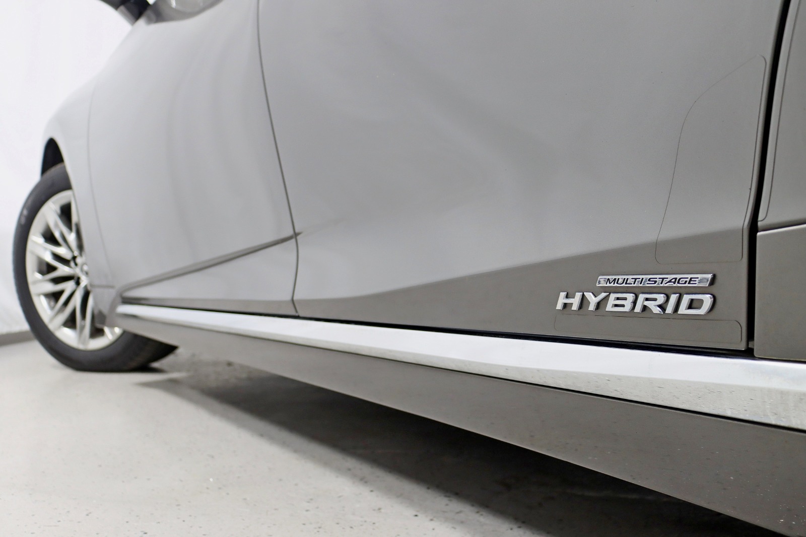 2018 Lexus LS 500h - Photo 13