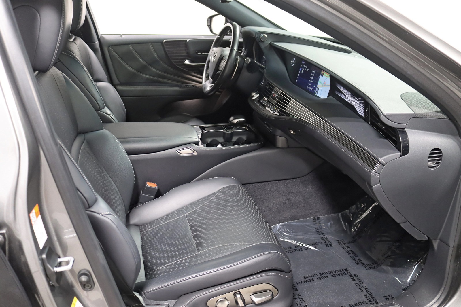 2018 Lexus LS 500h - Photo 33