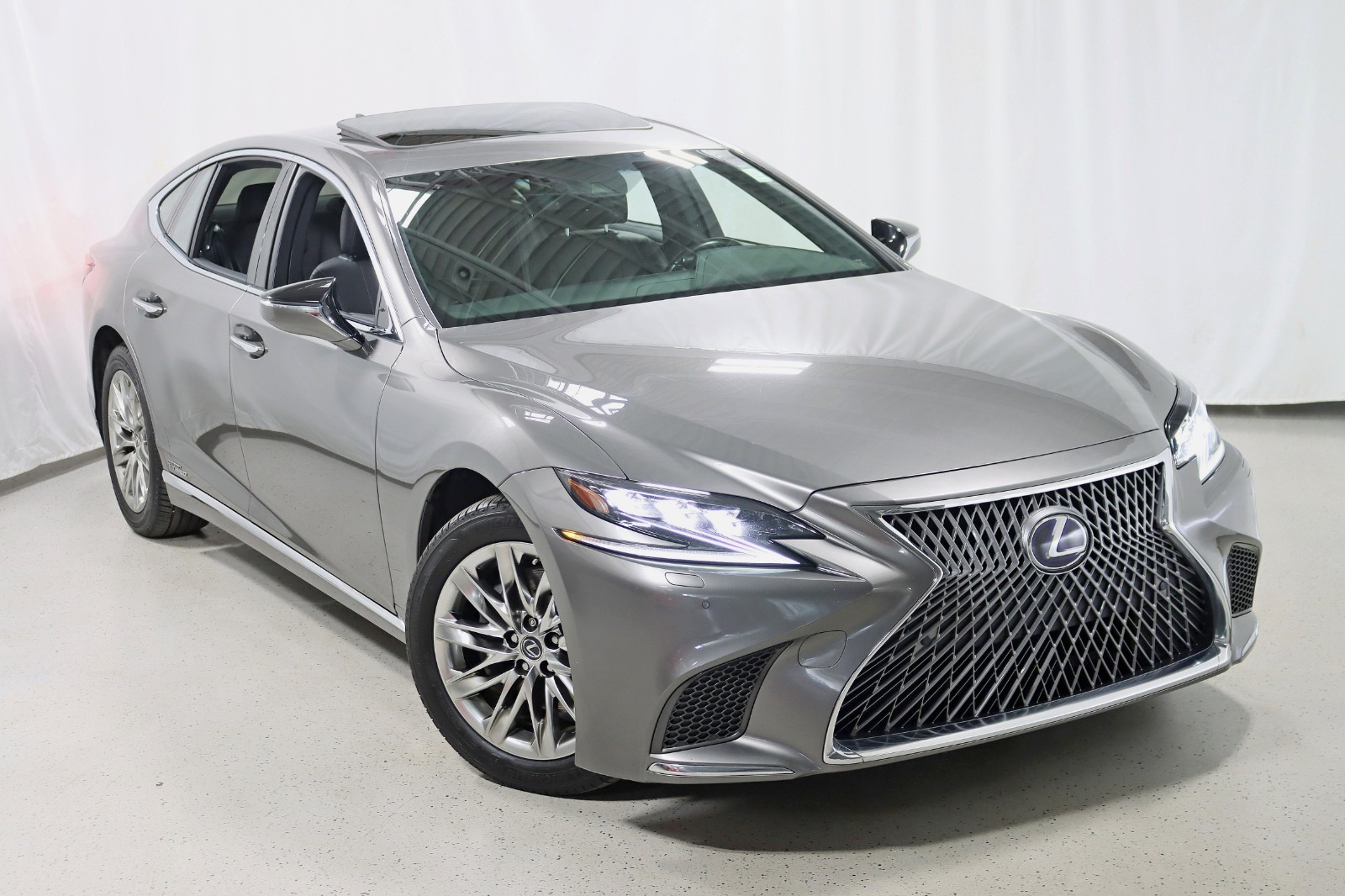 2018 Lexus LS 500h - Photo 6