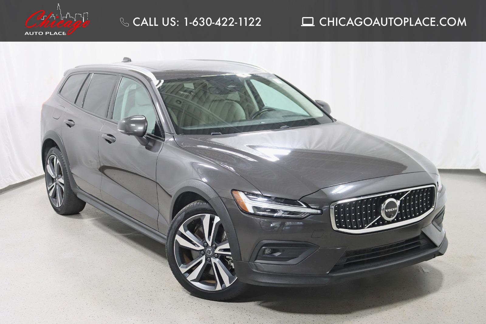 2025 Volvo V60 Cross Country B5 Plus AWD's photo