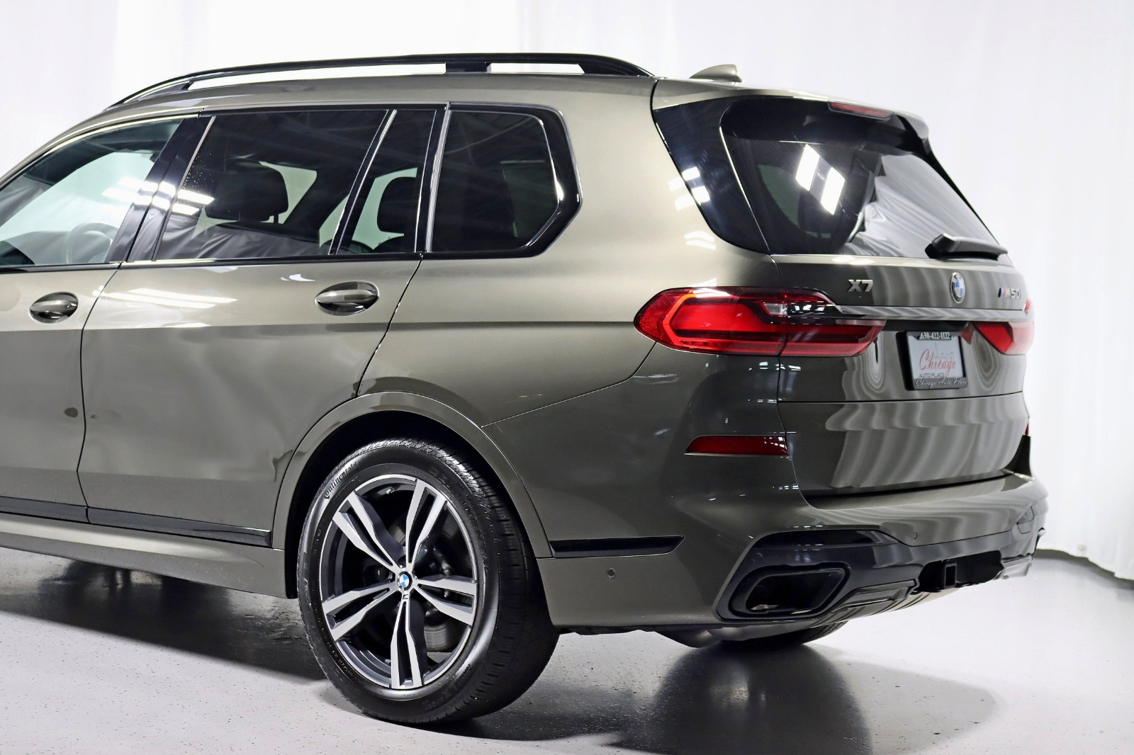Used 2022 BMW X7 M50i-Sport-Dynamic Handling Package-Driving