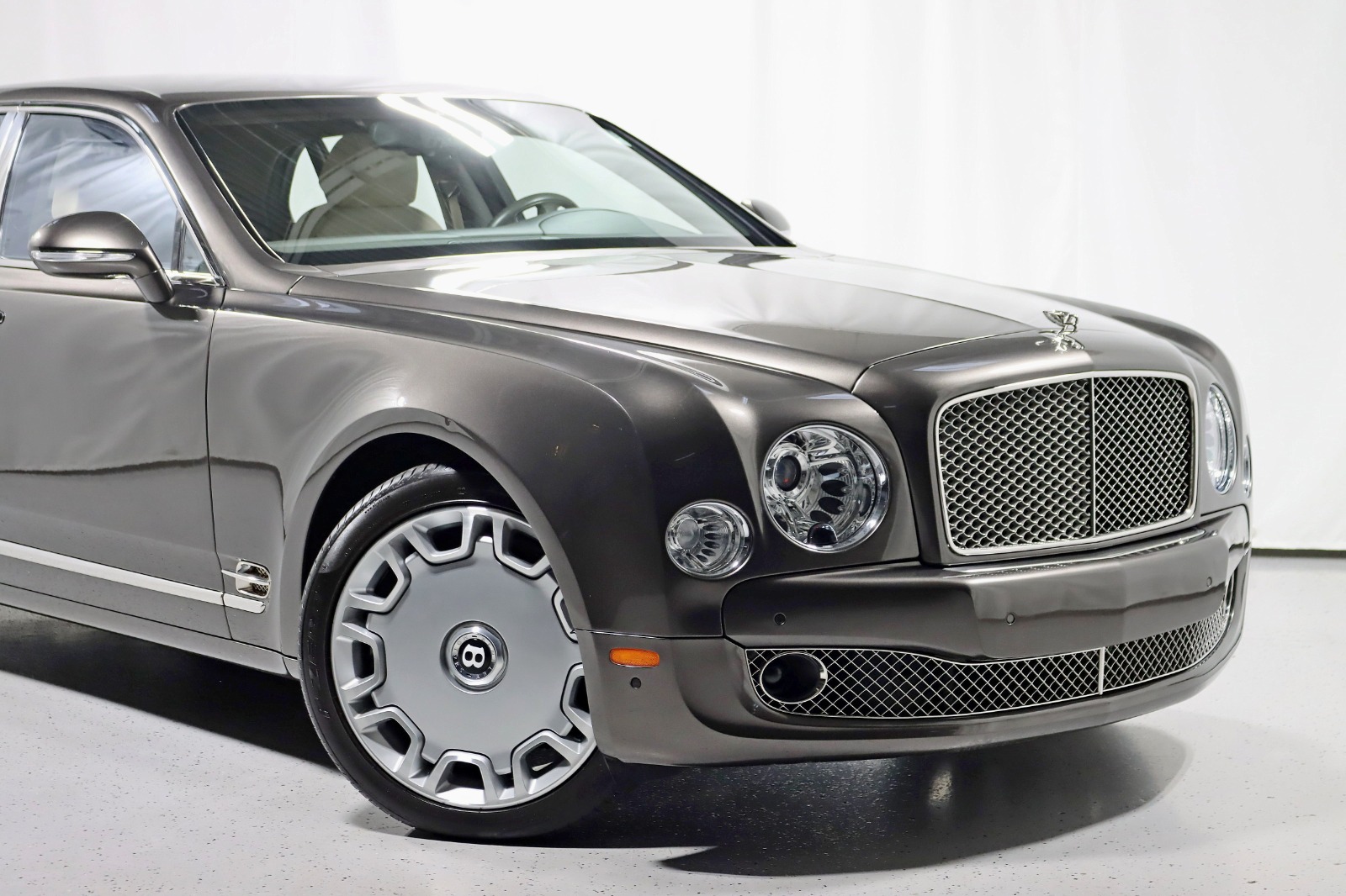 2011 Bentley Mulsanne photo 2