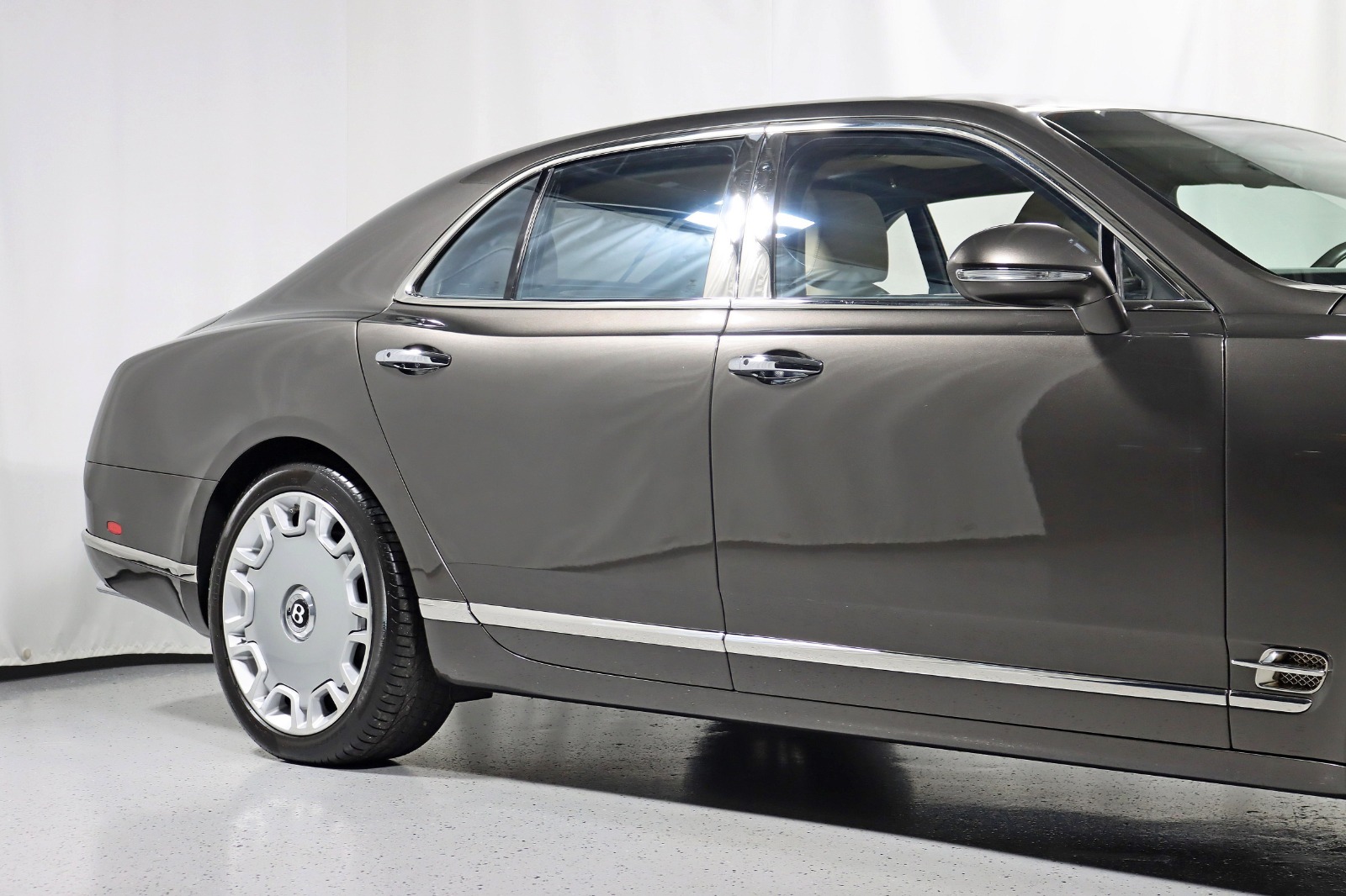 2011 Bentley Mulsanne photo 3