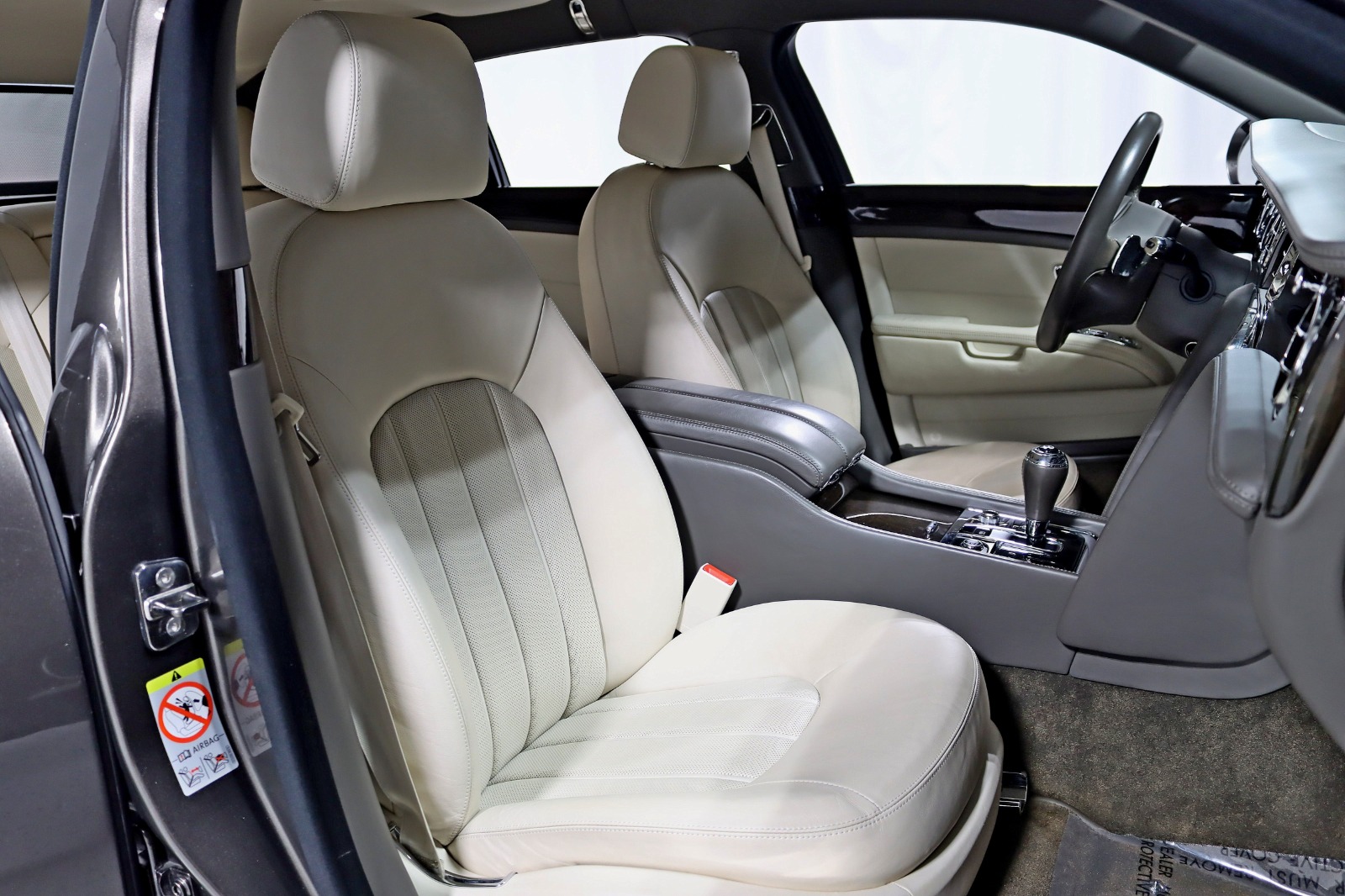 2011 Bentley Mulsanne photo 25
