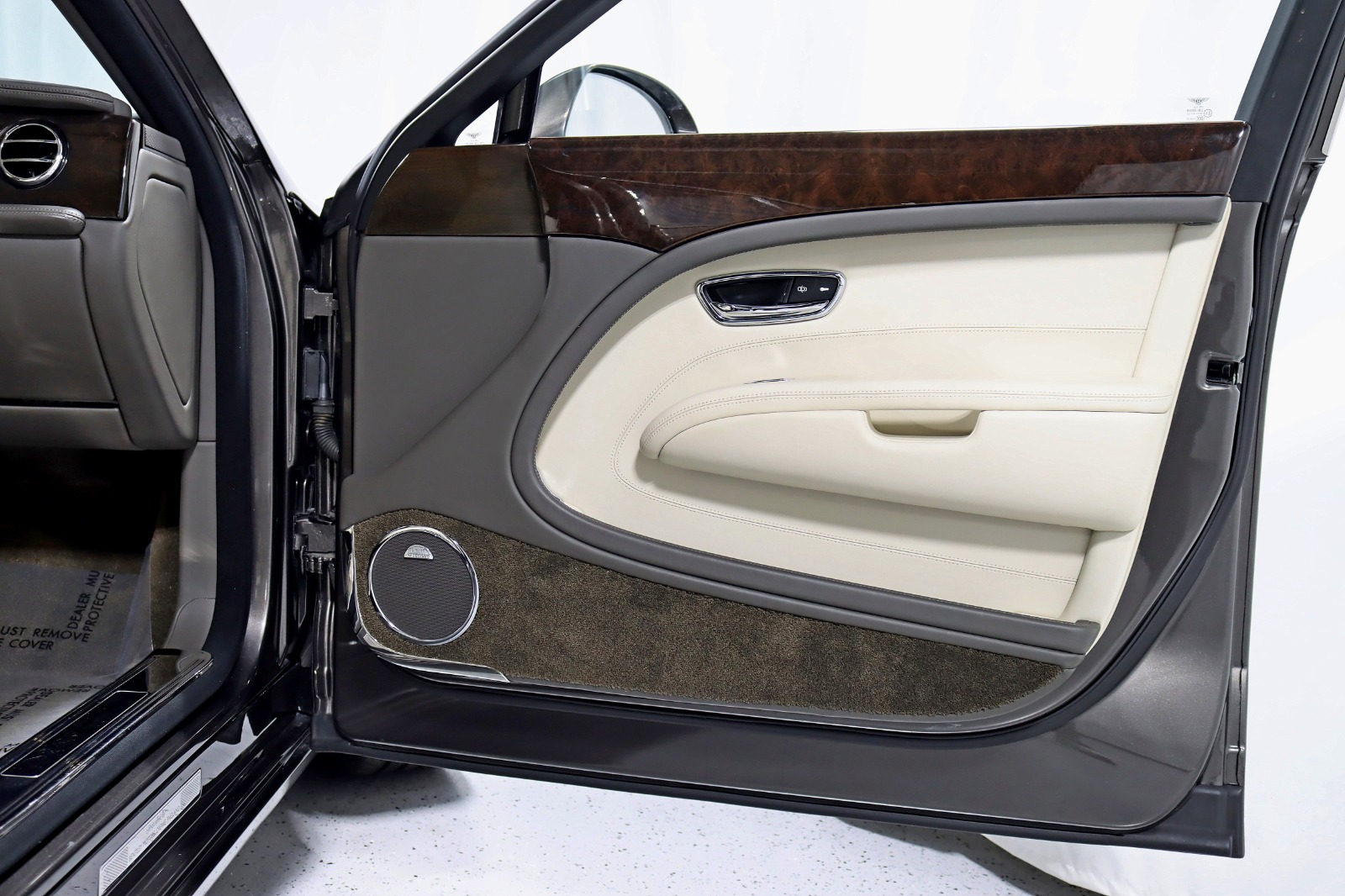 2011 Bentley Mulsanne photo 32