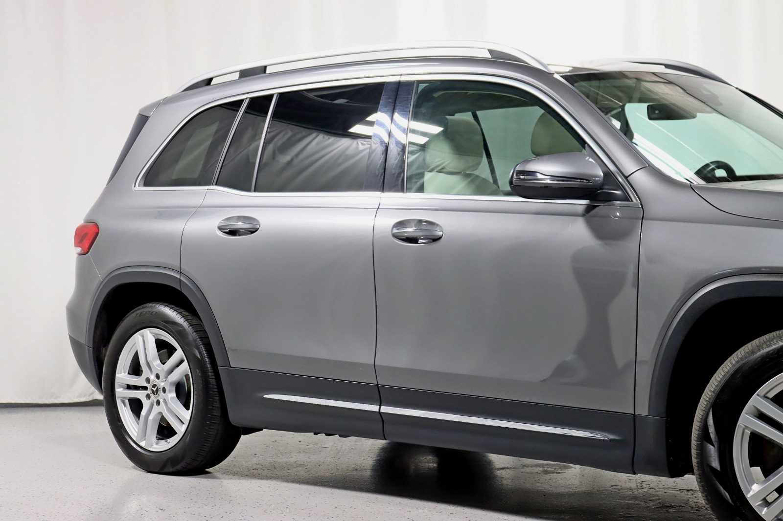 2021 MERCEDES-BENZ GLB-CLASS - Image 4