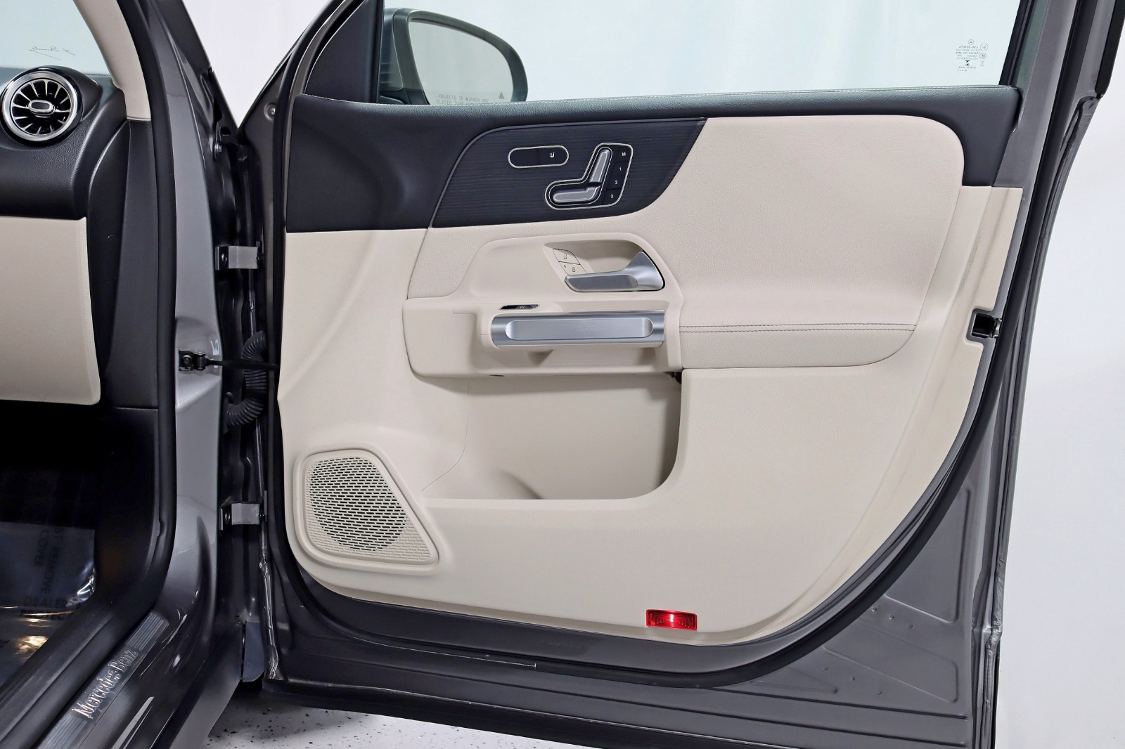 2021 MERCEDES-BENZ GLB-CLASS - Image 36