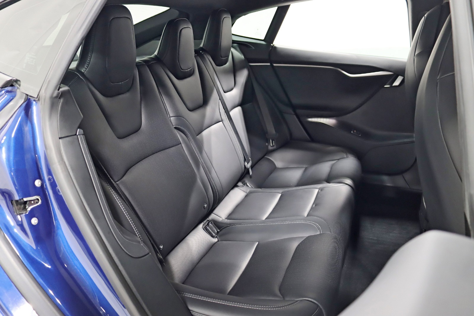 2019 TESLA MODEL S - Image 33