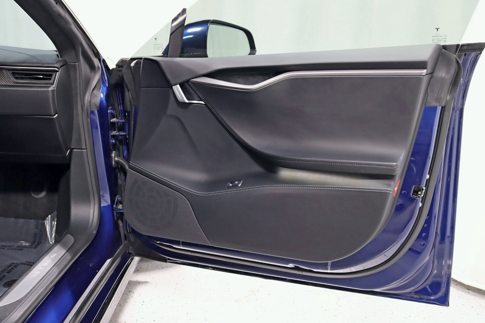 2019 TESLA MODEL S - Image 37