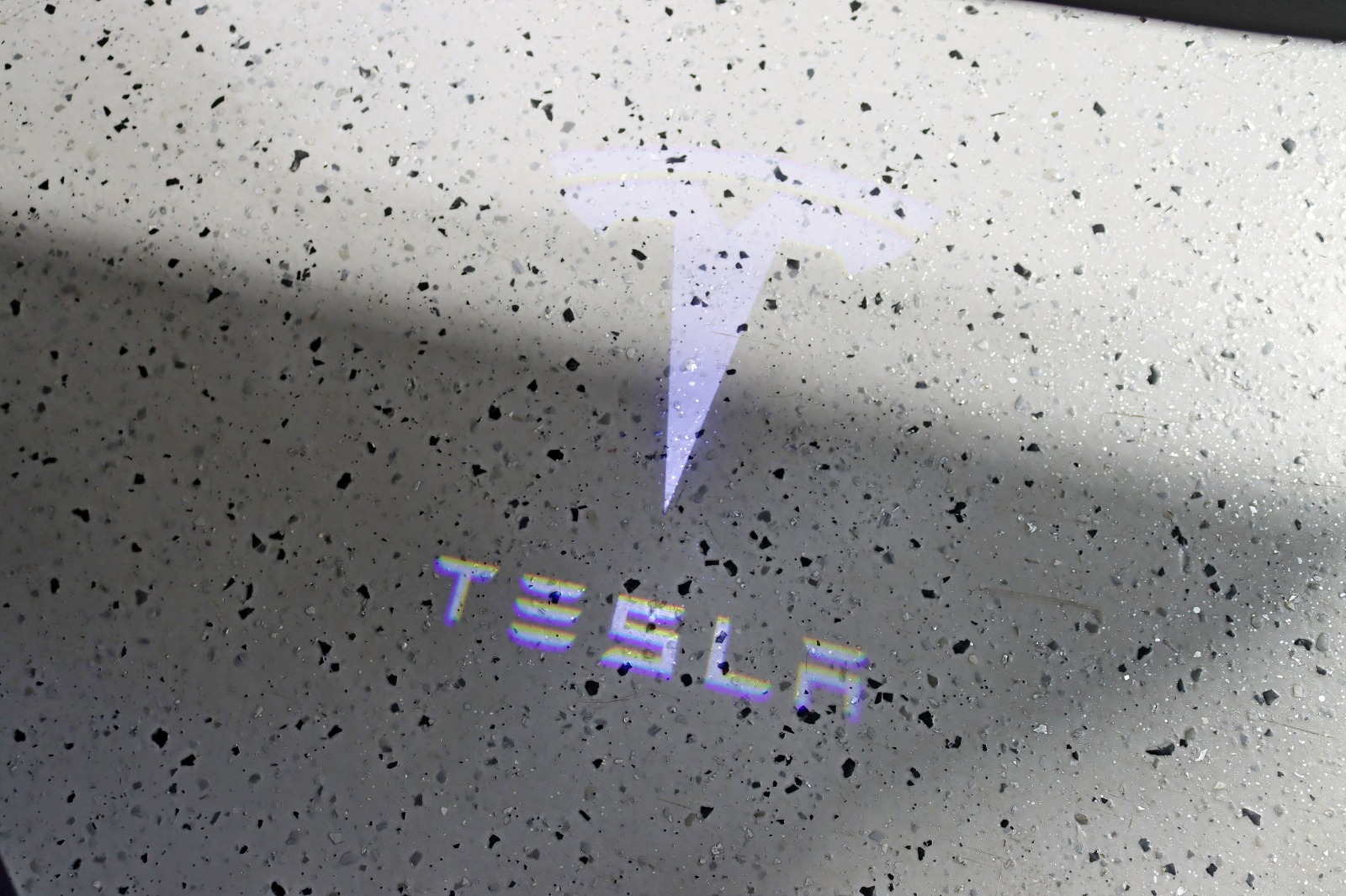 2019 TESLA MODEL S - Image 40