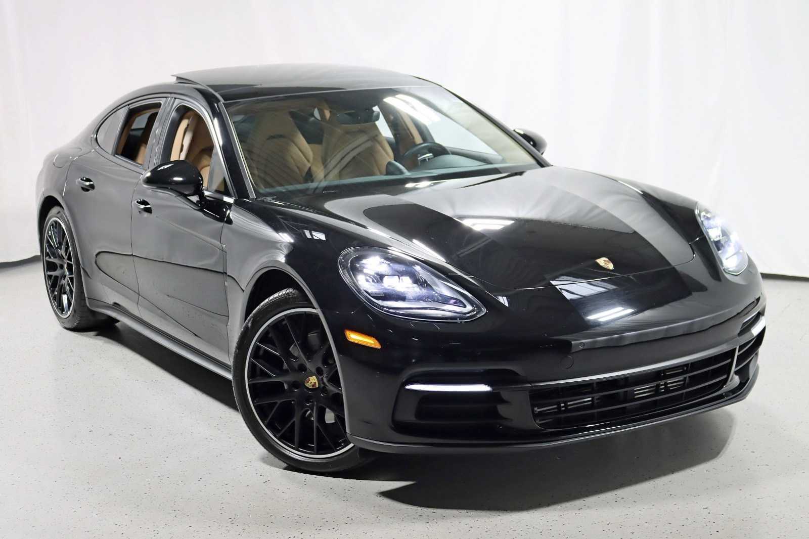 Used 2018 Porsche Panamera Premium Package Plus-Wheels: 21