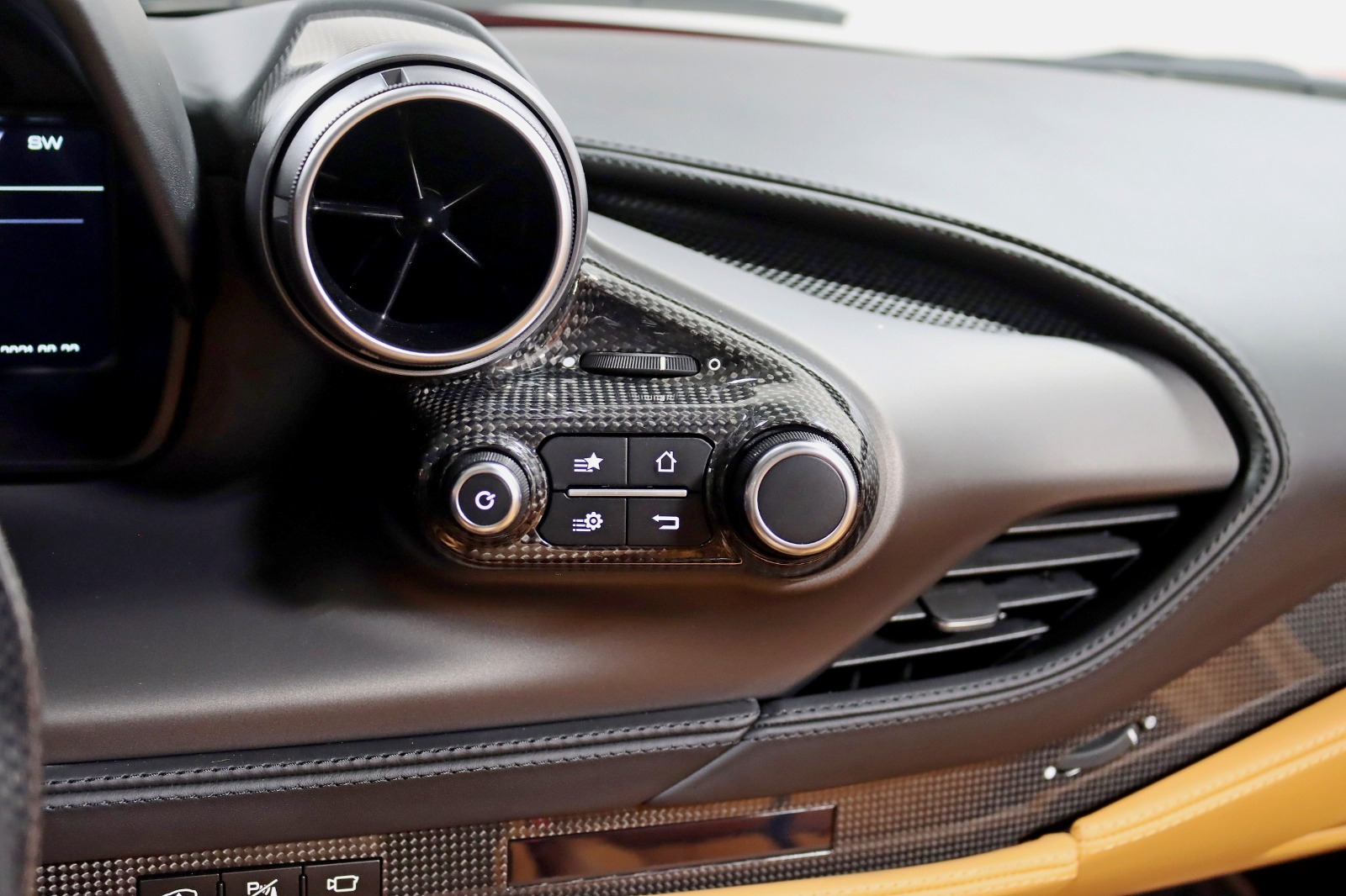 2023 FERRARI F8 - Image 41