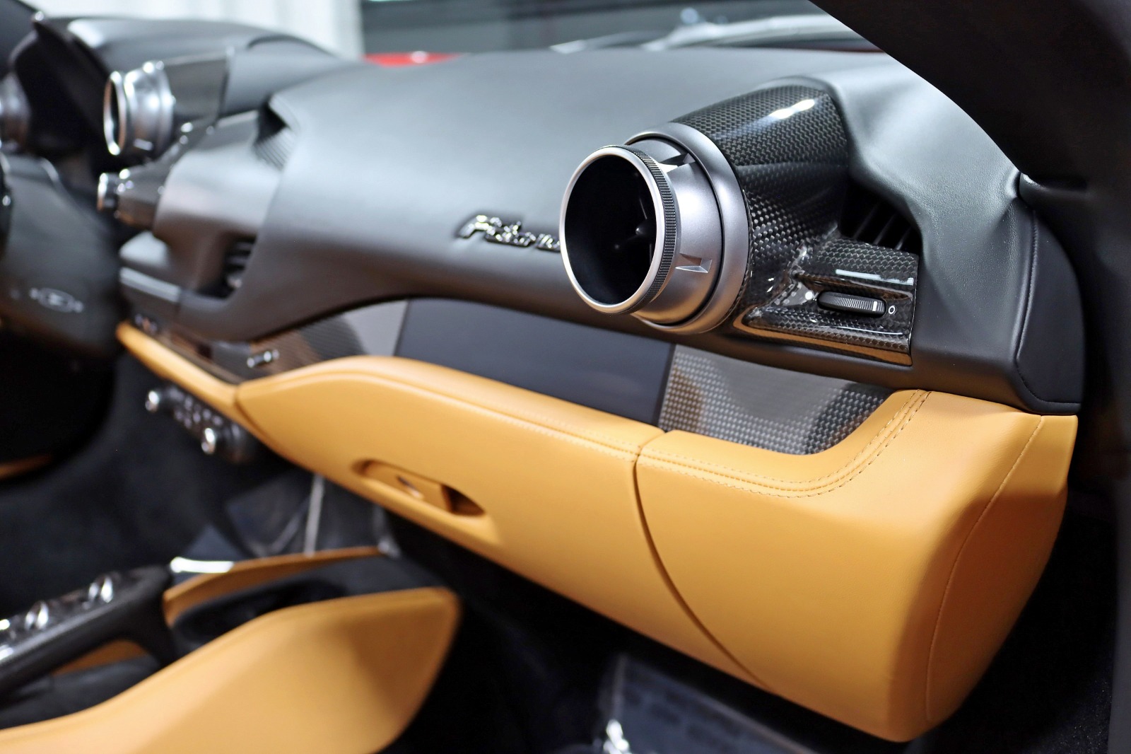 2023 FERRARI F8 - Image 46