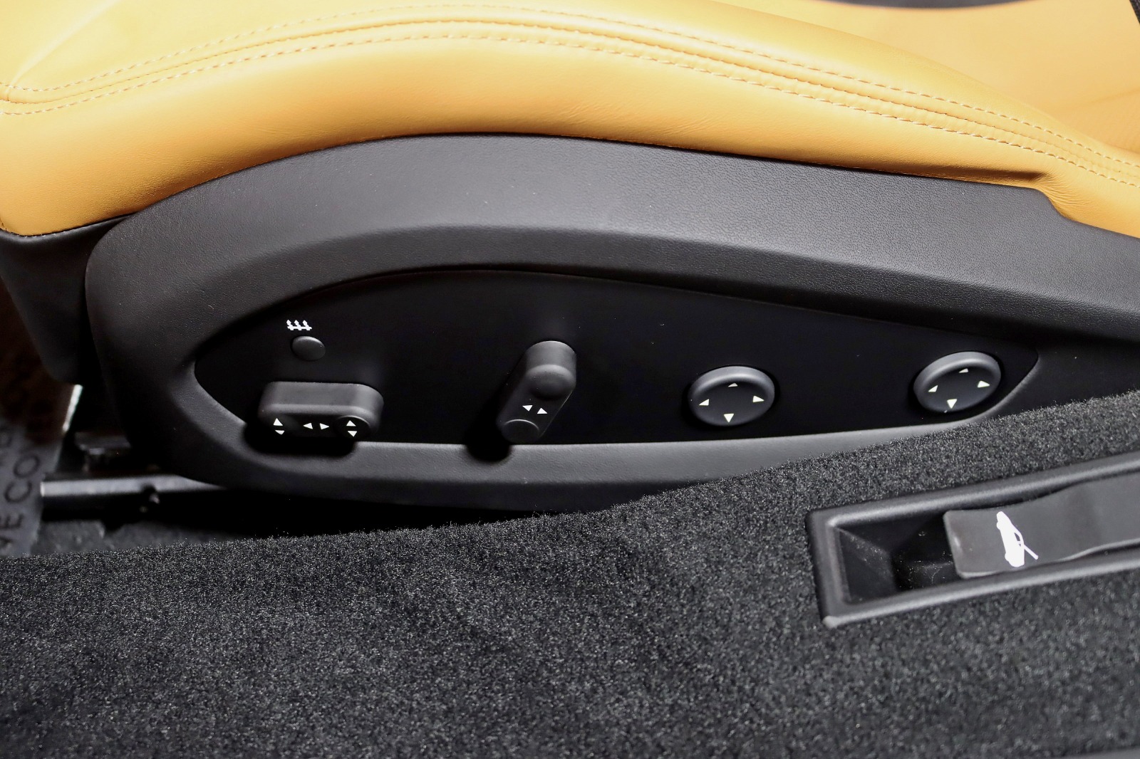 2023 FERRARI F8 - Image 49