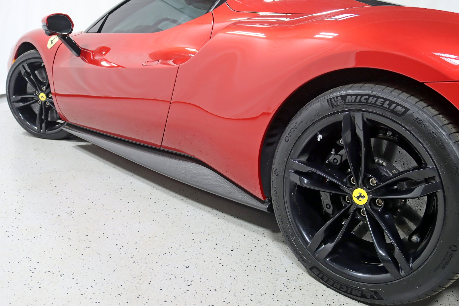 2024 FERRARI 296 - Image 18