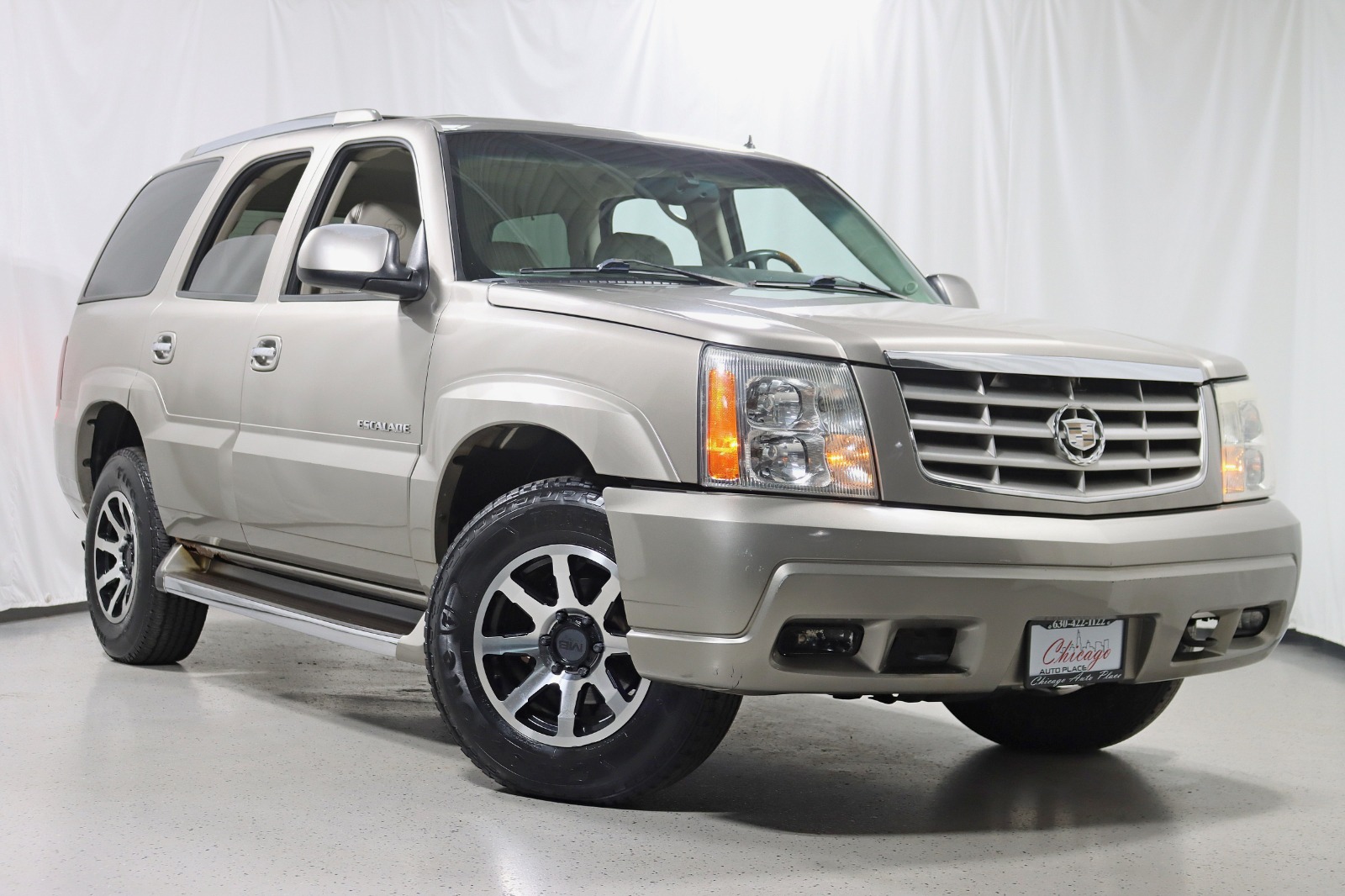 2002 Cadillac Escalade Luxury photo 6