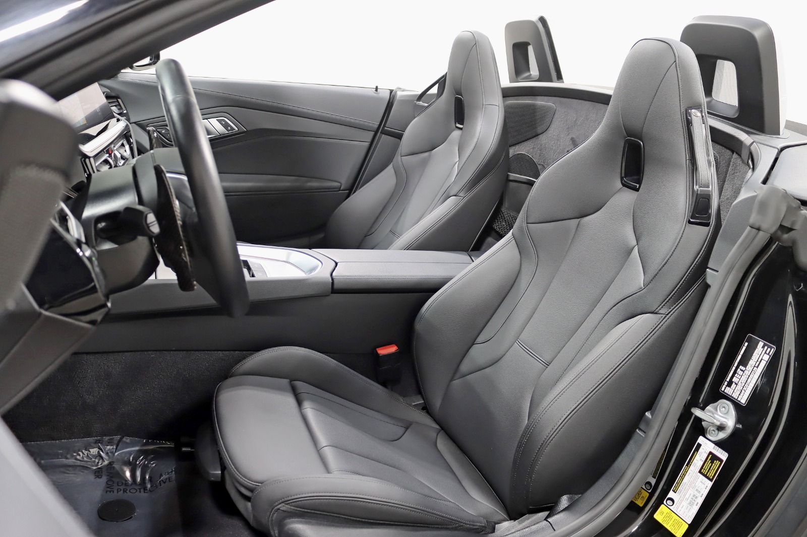 2022 BMW Z4 - Image 28