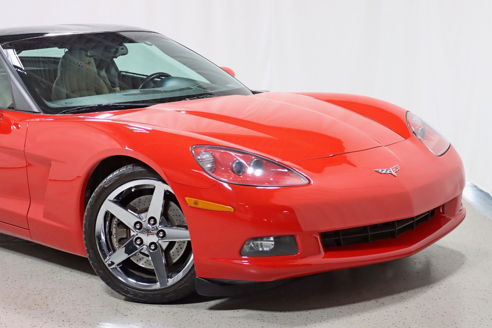 2007 Chevrolet Corvette photo 2